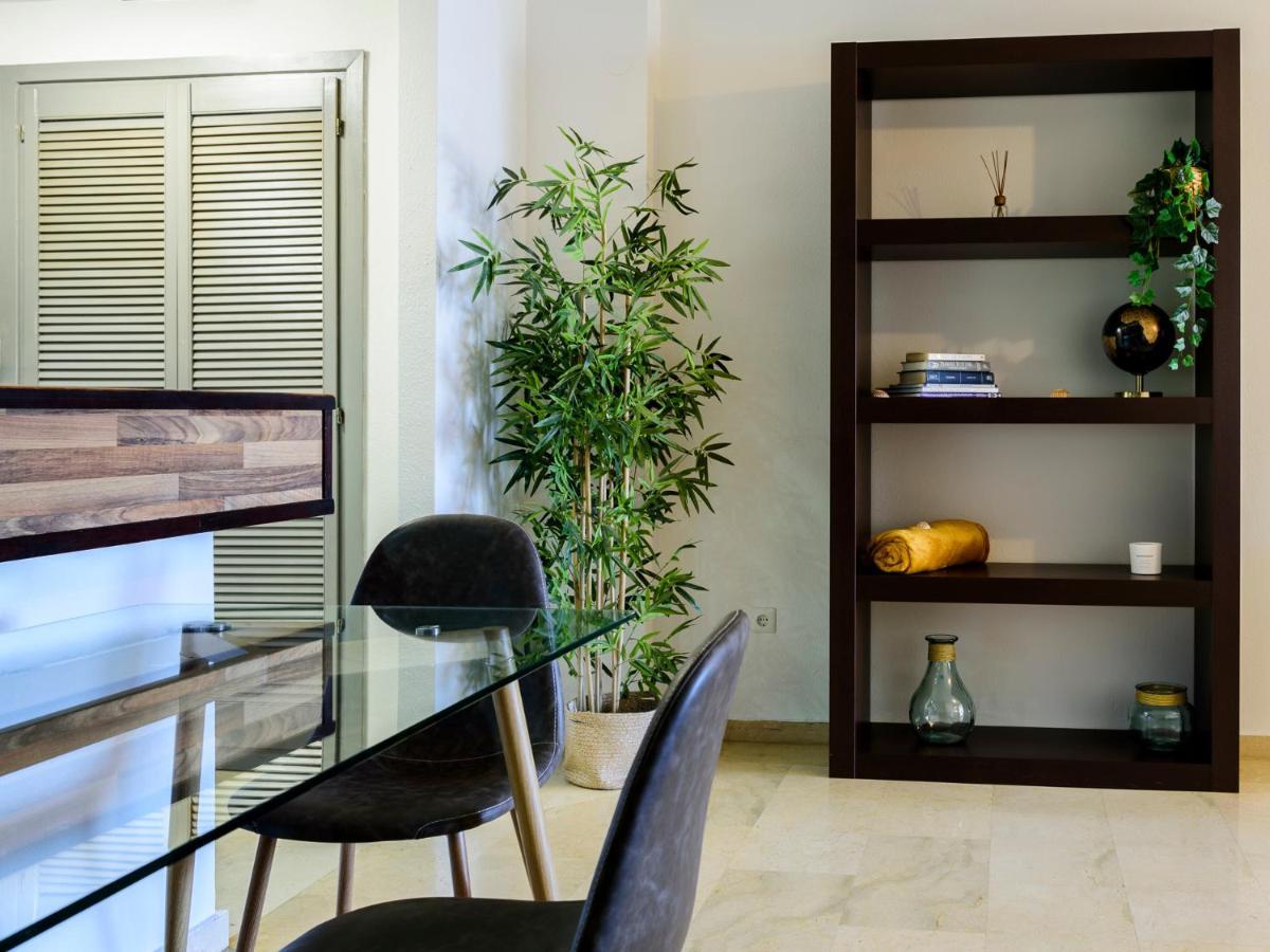 Estepona Marina With Sea Views, Pool And Parking المظهر الخارجي الصورة